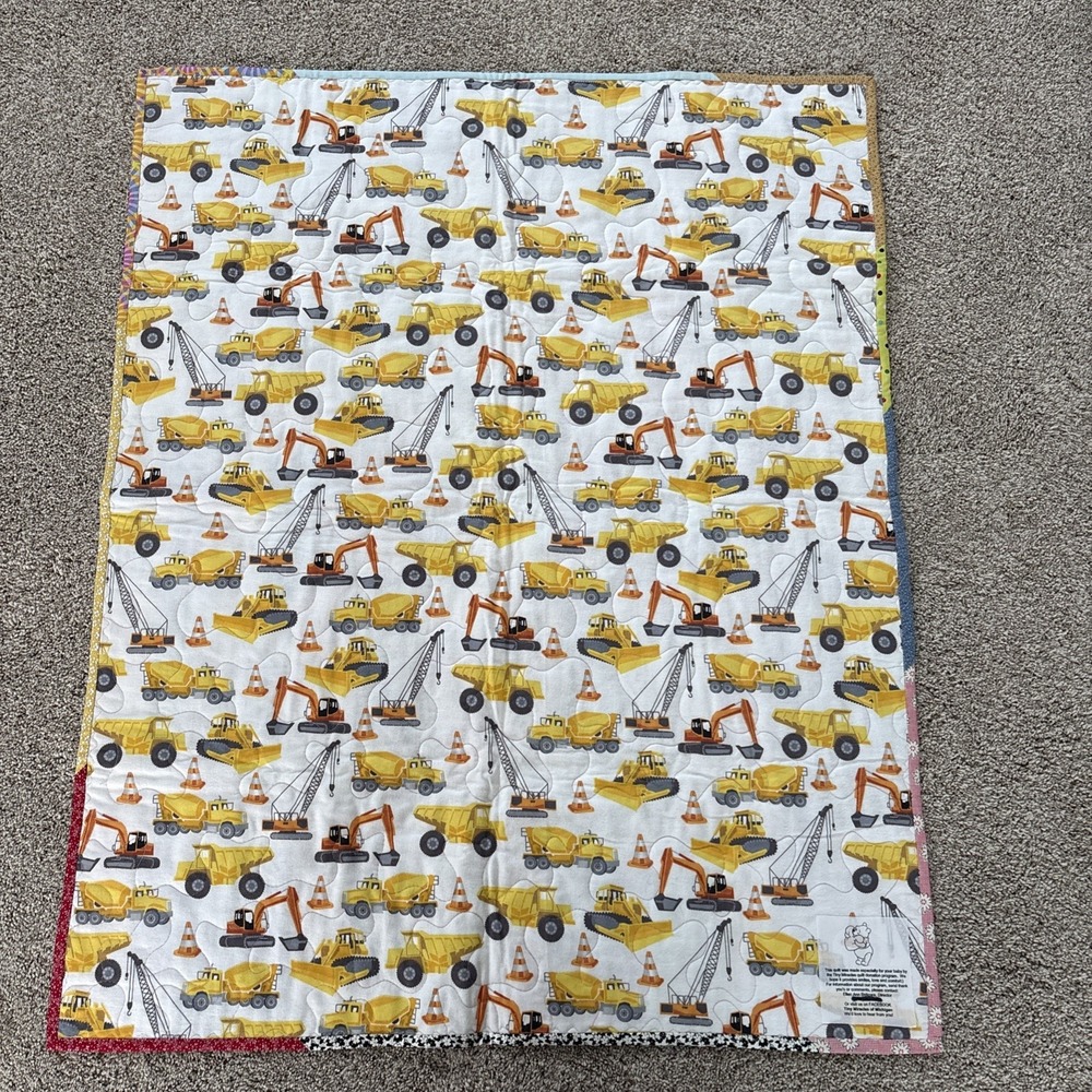 Construction Truck Baby Crib Blanket Nursery Wall Hanging 38.5x31"‎